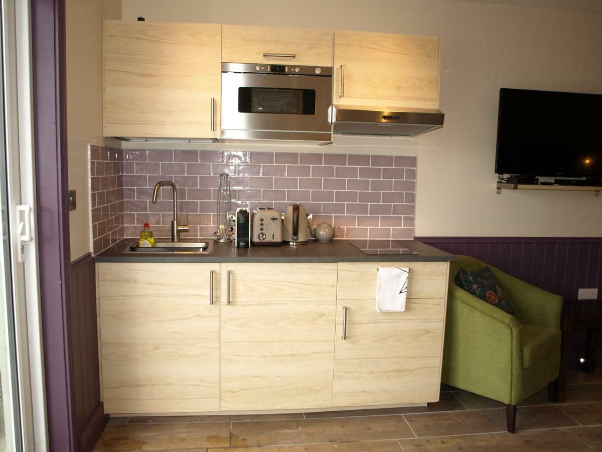 Argyle Lodge Rush ภายนอก รูปภาพ